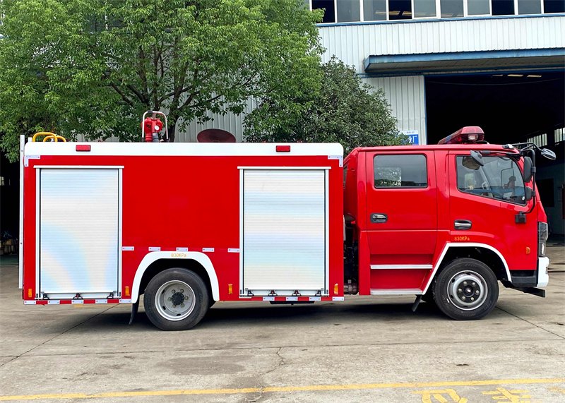 消防车科普：不只是“会喷水的红卡车”